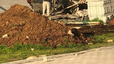 İnşaat iskelesi çöktü. 2 kişi yaralandı