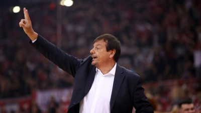 Ergin Ataman amerikan futbolunu kaybetti.