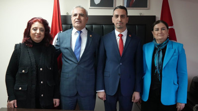 İYİ Parti'den istifa edip CHP'ye katıldılar