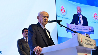 Dr. Devlet Bahçeli 1295 oyun tamamını alarak yeniden seçildi