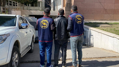 11 ayrı suçtan 10 yıldır aranıyordu. En sonunda yakalandı