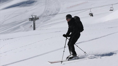 En fazla kar kalınlığı Hakkari'de ölçüldü. Tam 192 santimetre
