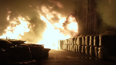 Adana’da plastik fabrikasında yangın