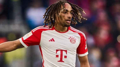 Bayern Münih'e Sacha Boey şoku