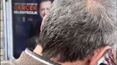 72 yaşındaki AK Parti üyesini darbettiler