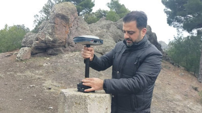 Anadolu’daki fay hattının peşine düştüler. Son 100 yıldaki yıkıcı depremlerin çoğu o faydan çıktı