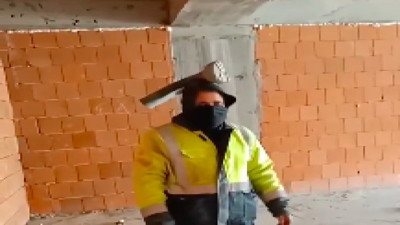 TikTok kullanıcısı, Murat Kurum'un sözlerine gönderme yaparak 8 kilometreyi 8 adımla ölçtü