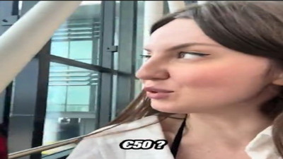 Genç çifte 'uçağa binmeyin' teklifi: Karşılığında 50 euro vermek istediler