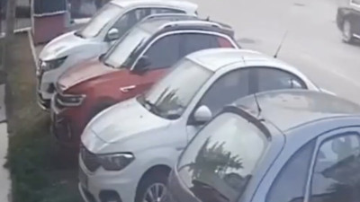 Facianın eşiğinden dönüldü: Beton mikseri devrilip yuvarlandı