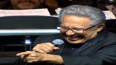 Zülfü Livaneli'nin Ekrem İmamoğlu'nu göstererek anlattığı 'çığ hikayesi' yeniden gündem oldu