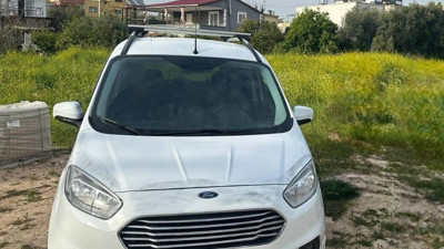 Mersin'de araç gasp eden şahıs yakayı ele verdi