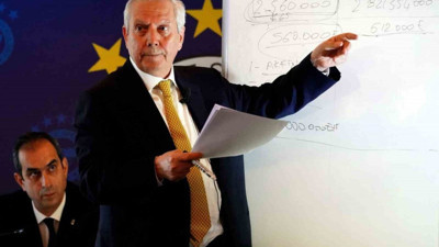 Aziz Yıldırım 'Zafiyetim var' diyerek 250 bin dolar bağışladı