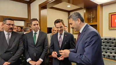 Tokat Belediyesi'nde devir teslim