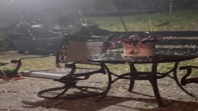 ABD'de şiddetli fırtına: Texas'a ceviz büyüklüğünde dolu yağdı