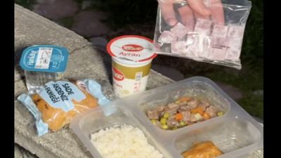 İBB'nin dağıttığı iftar yemeği vatandaşların beğenisini topladı