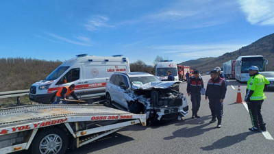 Otomobil ile cip çarpıştı: 3 yaralı