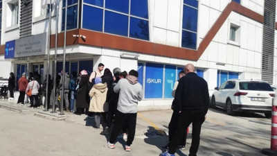 İŞKUR yüz binlerce kişiye iş kapısı oldu
