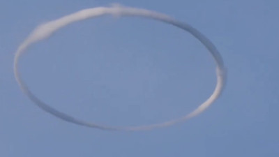 Etna Yanardağı halka şeklinde dumanlar püskürttü