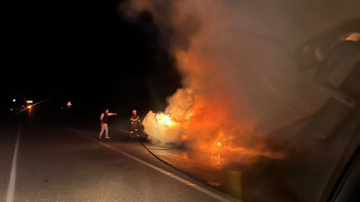Çorum’da otomobil alev topuna döndü