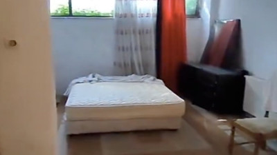 İstanbul Fatih'te 10 bin lira kira istenen dairenin hali tartışma konusu oldu