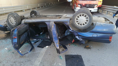 Virajı alamayınca alt geçide uçtu