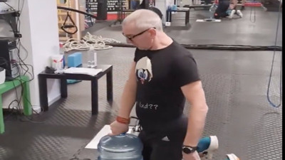 Su damacanasını kaldırma tekniği sosyal medyada viral oldu