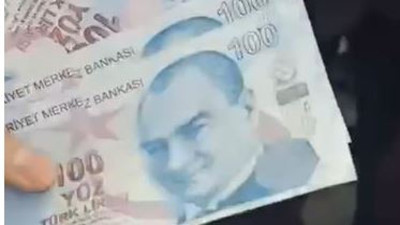 Bankamatikten para çekenler şok oldu. Para tutanın elinde kaldı