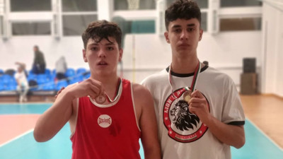 Mestanlılı boksörlerden gururlandıran başarı