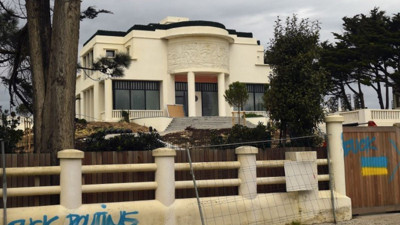 Fransız mahkemesi Putin'in eski eşine ait villaya el koydu