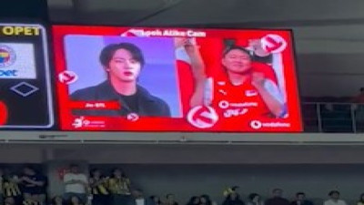 Voleybol maçının devre arasında yaşananlar güldürdü