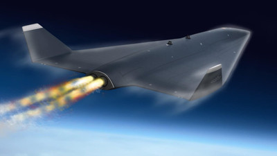 Pilotsuz uçak sesten 3 kat hızlı