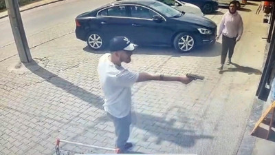 Markette husumetlisine silahlı saldırı düzenleyen şüpheli tutuklandı