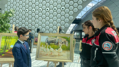 Şehit polisin 12 yaşındaki oğlundan resim sergisi