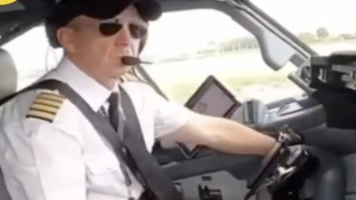 Pilotun Cumhurbaşkanı Erdoğan'a benzerliği görenleri şaşırttı