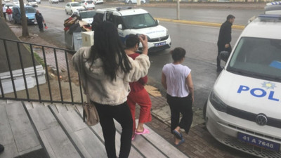 Masaj salonuna fuhuş baskını