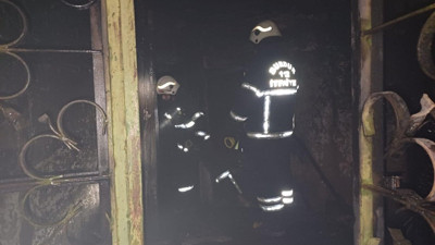 Burdur’da bir ev yanarak kül oldu