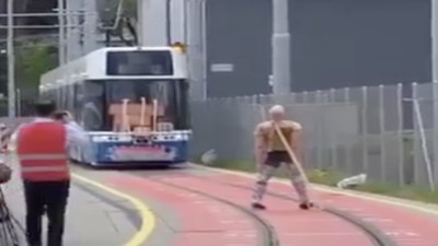 Tramvayların önüne hava yastığı montajı yapılacak