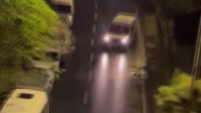 Kağıthane'de drift atarak seyreden sürücü kamerada