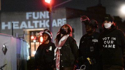 Filistin destekçisi Yahudilerin Amerika’da düzenlediği gösteriye polis müdahale etti