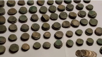 Tadilat yaparken altın buldu, evinin taksitini ödedi