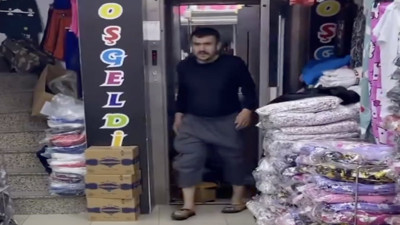 Sıra dışı tanıtım videosuyla farklı tarzını gözler önüne seren esnaf güldürdü