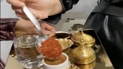 Kız isteme törenlerinde tepki toplayan pul biberli kahve
