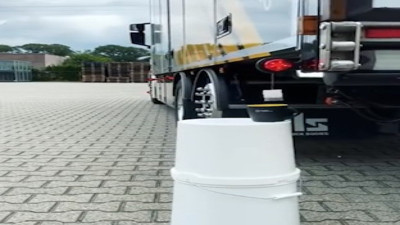 Tır şoförünün yeteneği görenleri etkiledi