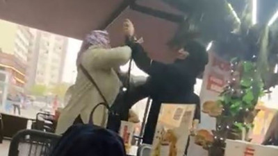 AVM'de kadınlar birbirine girdi (27 Nisan 2024)