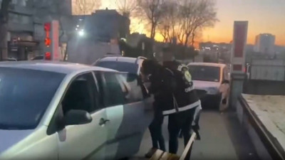 İstanbul’un 5 ilçesinde ‘Mahzen-33’ operasyonu: 16 gözaltı
