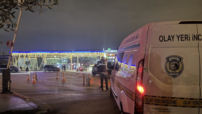 Alışveriş merkezinde silahlı kavga: 1 yaralı