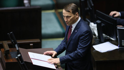 Polonya Dışişleri Bakanı Putin'e yüklendi