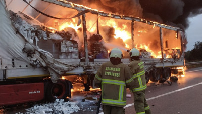 Susurluk'ta tır alev alev yandı