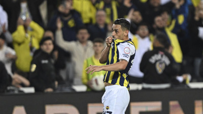 İrfan Can Kahveci'nin yeni takımı açıklandı