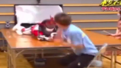 Ünlülere yapılan kamera şakası izleyenleri kırdı geçirdi